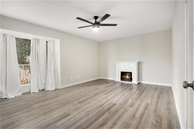 Photo - 4633 Wild Indigo St Unit True