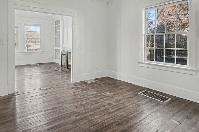 Photo - 1811 Fairfax Ave