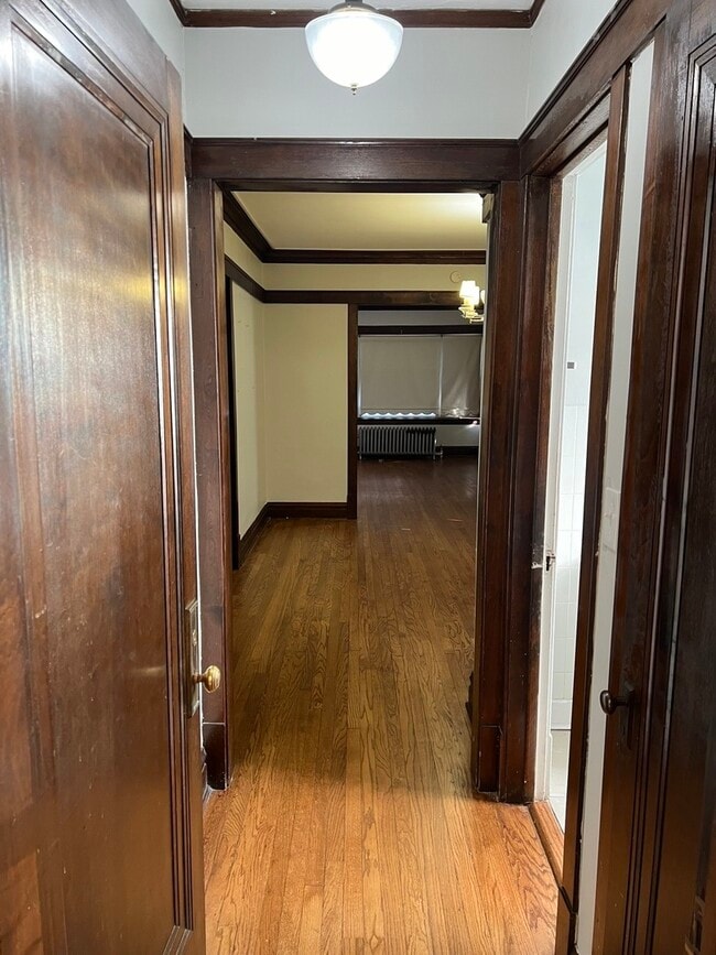 Photo - 5904 W Berteau Ave