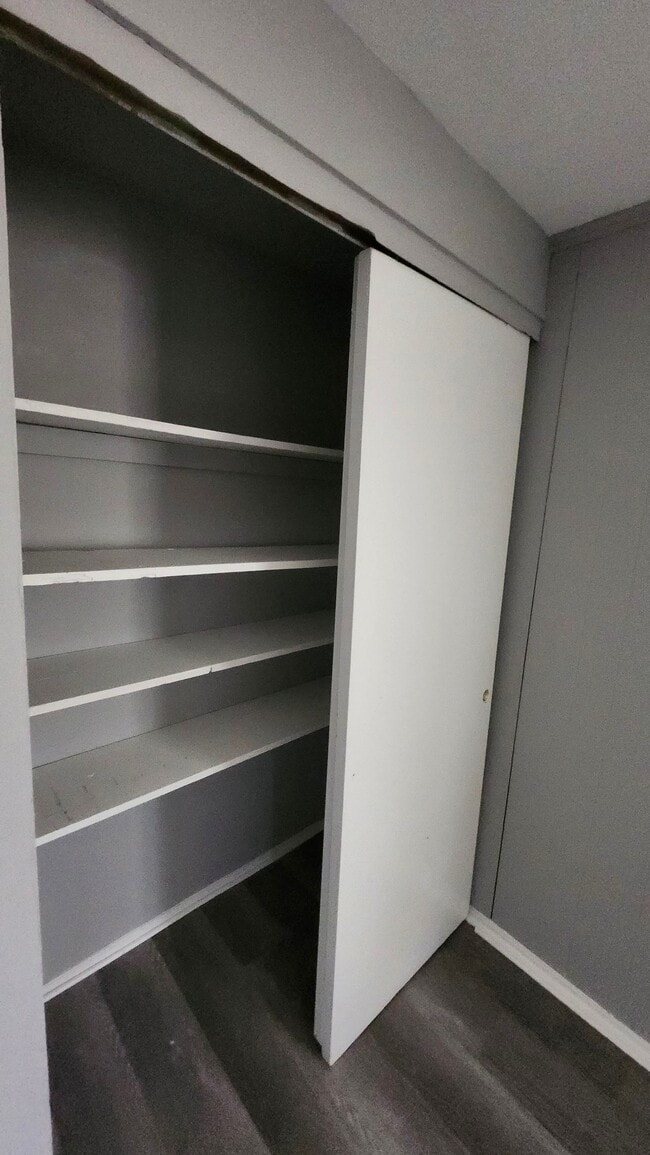 Photo - 7844 Glenorchard Dr Unit B