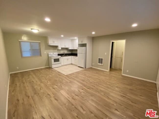 Photo - 3224 Chapman St Unidad 7