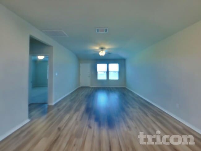 Photo - 5116 Saddle Clb Dr