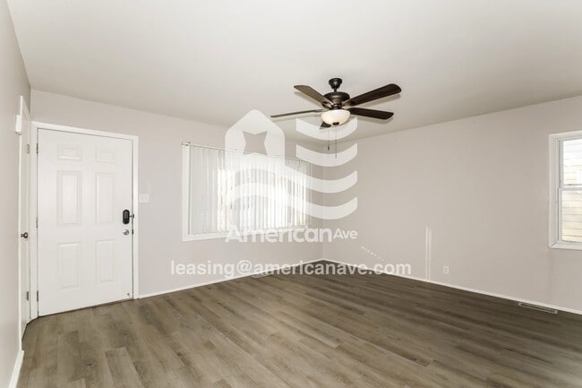 Photo - 1302 Brummit Ln