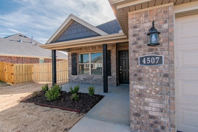 Photo - Beautiful 3-bedroom 2 bath Home in Fayetteville!! Near UofA!