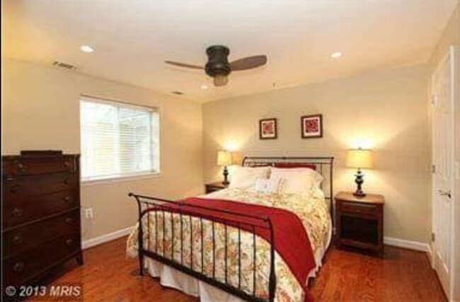 Photo - 4177 S Four Mile Run Dr Unidad 103