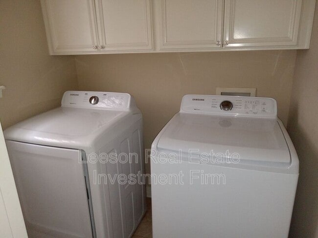 Photo - 5721 S Lakeshore Dr