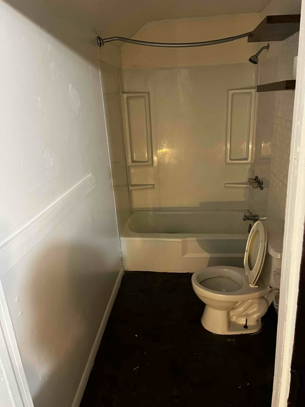 Photo - 121 Hilltop Cir