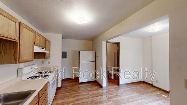 Photo - 931 N Wahsatch Ave Unit B