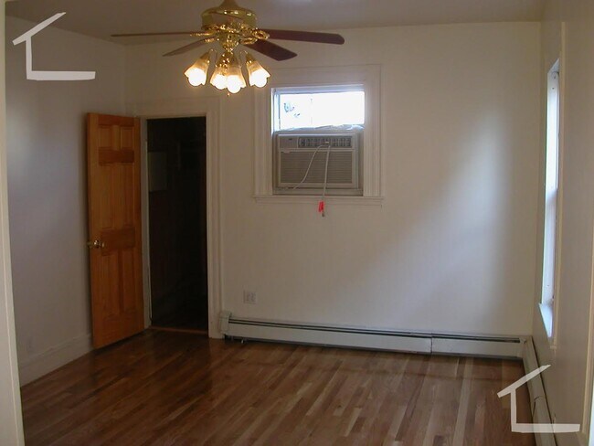 Photo - 31 Seattle St Unit 2