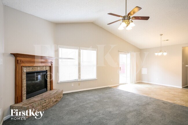 Photo - 12168 Lindley Dr