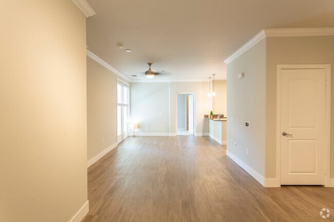2 BR, 2.5 BA - 1167 SF