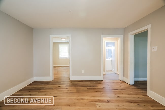 Photo - 315 3rd St N