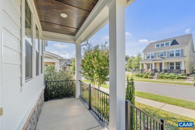 Photo - 1160 Colbert St