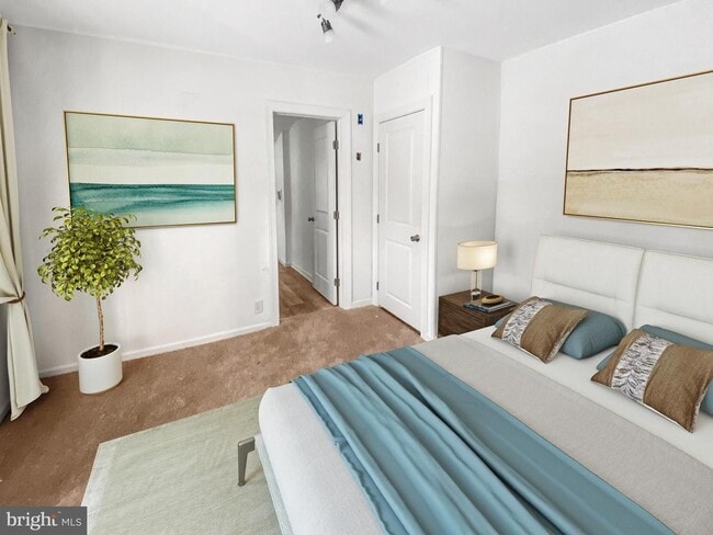 Building Photo - 201 - 364 Roberts- Sparango Unit B Rental