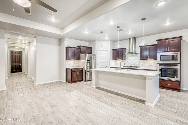 Photo - 12616 Brixton Ave