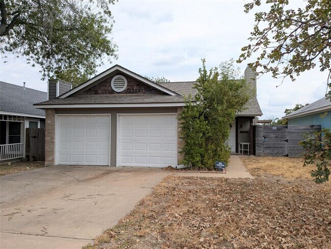 Building Photo - 11609 Tallow Field Way