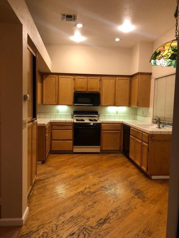 Photo - 8584 Canyon Brook Way