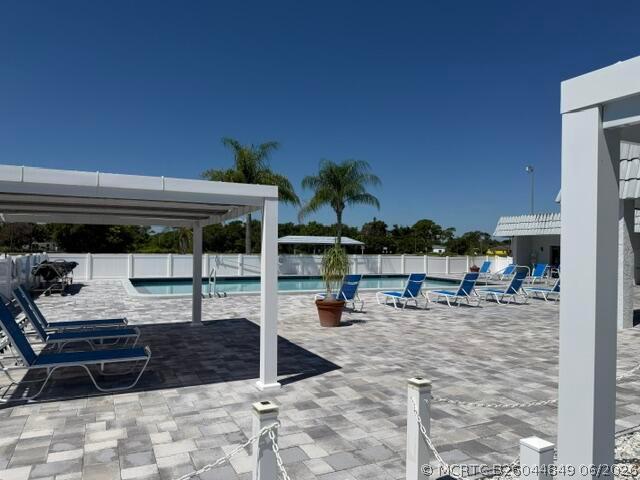 Photo - 126 Yuma Way