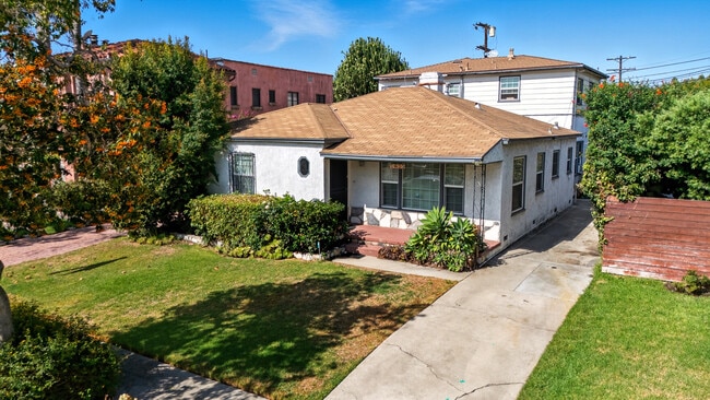 Building Photo - 1623 S Sycamore Ave Unit 2 Rental