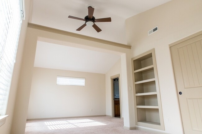 Master Bedroom - 263 NE 66th Ave