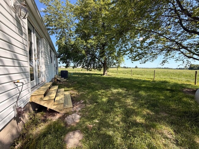 Photo - Country Charm Meets Convenience!