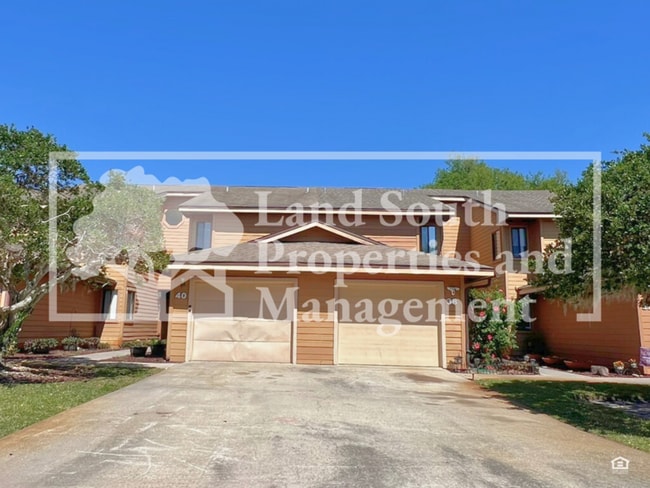 Building Photo - 707 Carpenters Way