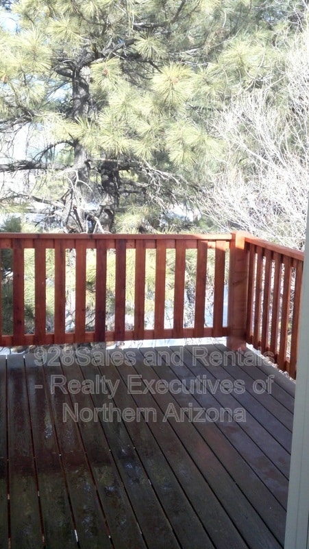 Photo - 535 S Ernest St