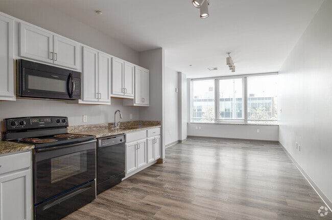 Studio - 555SF - Dining Room
