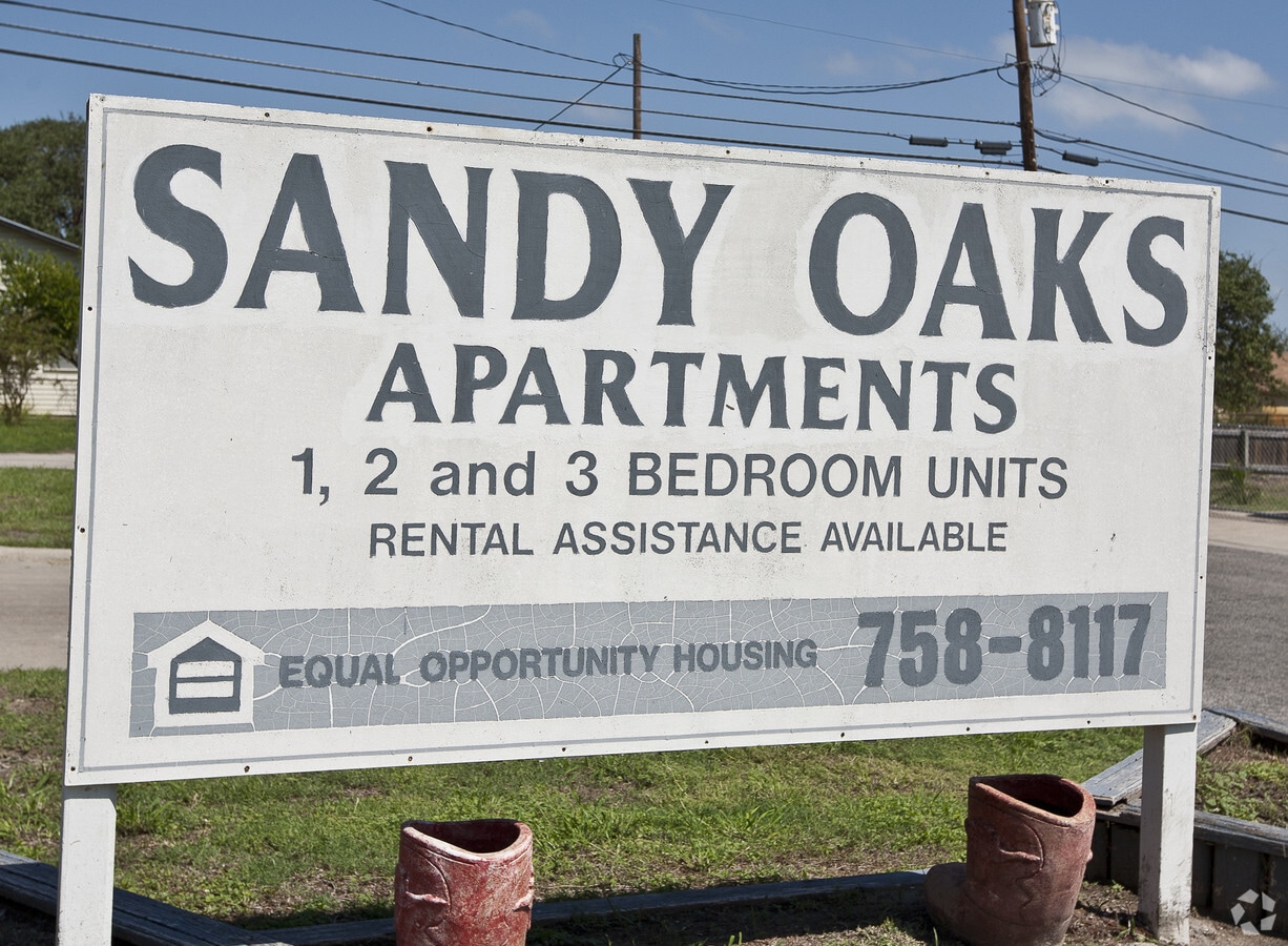 Photo - Sandy Oaks Apartments