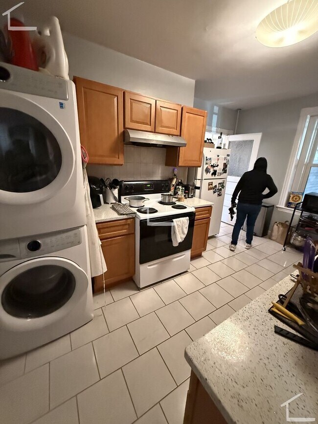 Photo - Amazing 4 bed 2.5 bath in Brookline...