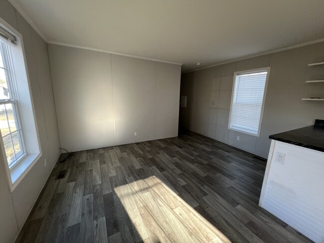 Photo - 58 Joymar Dr