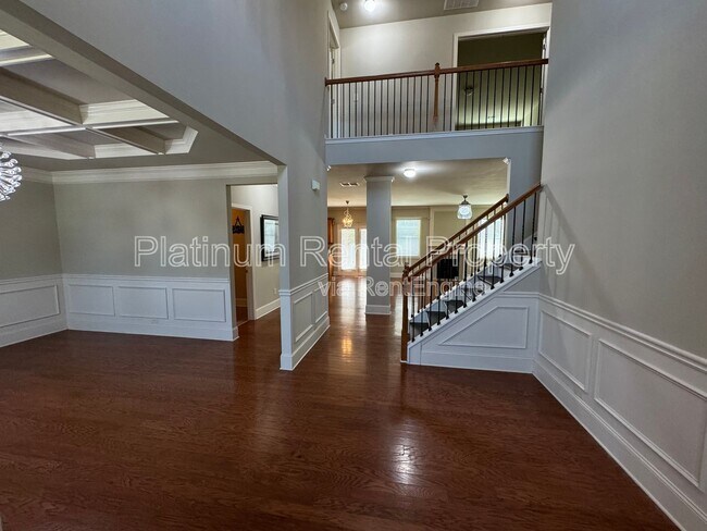 Photo - 5115 Roseman Trail
