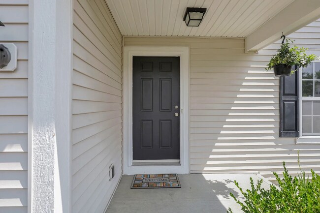 Photo - 962 Preble Dr