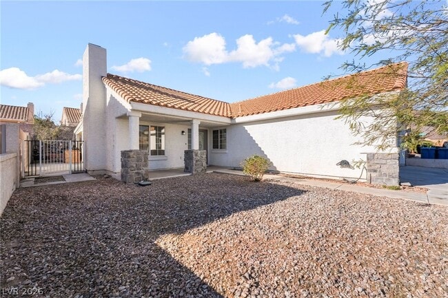 Photo - 122 Red Coral Dr