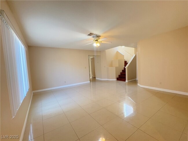 Photo - 924 Carmel Shrs Dr