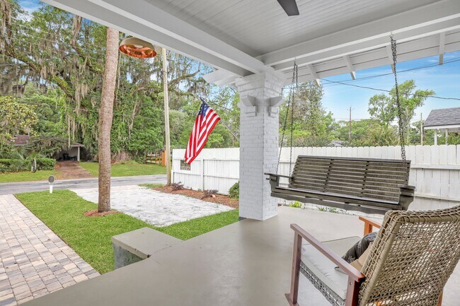 Photo - 7708 Central Ave