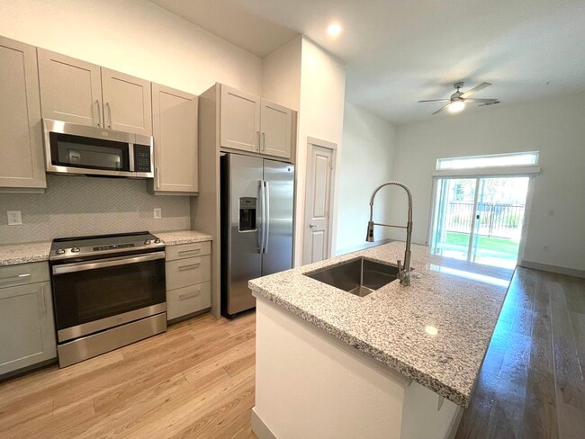 Building Photo - 3118 Co Rd 172 Unit 5112