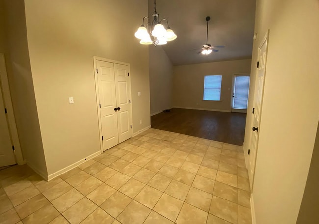 Photo - 4 BD/4.5 BA