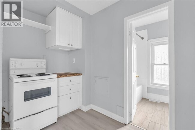 Photo - 57 Beverly St