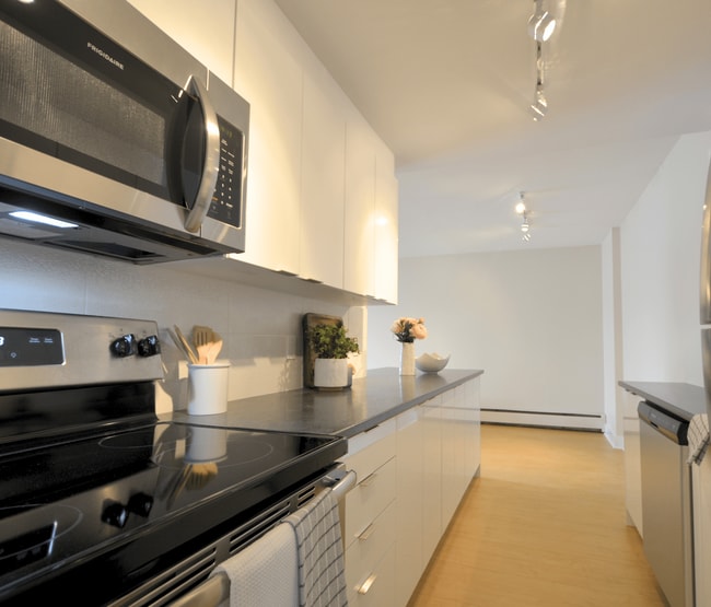 Photo - Dillman Place