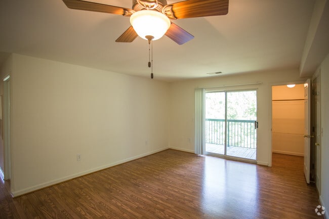 Photo - Shenandoah Commons