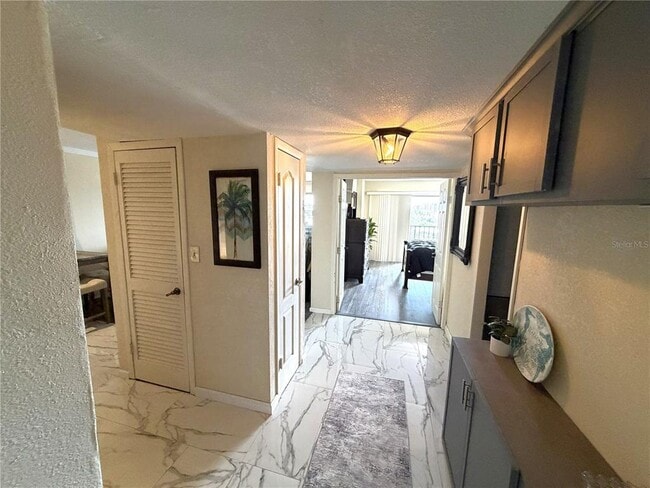 Photo - 51 Island Way Unit 705