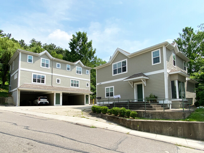 Photo - 17 Madison Ave Townhome