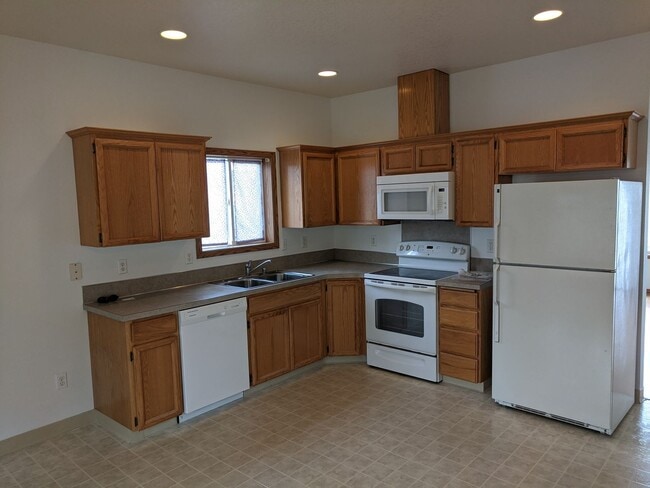 Photo - Conveniently located 3 bedroom Home