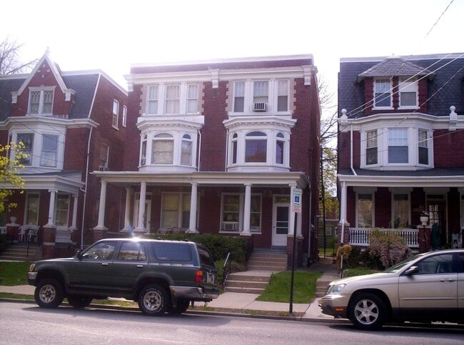 Photo - 346 College Ave