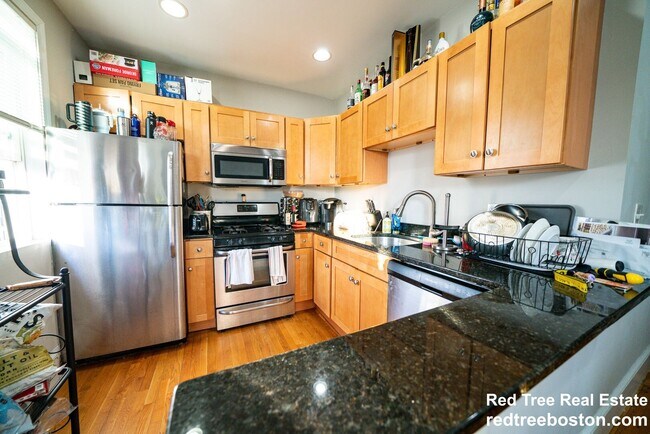 Photo - 820 Parker St Unit 3