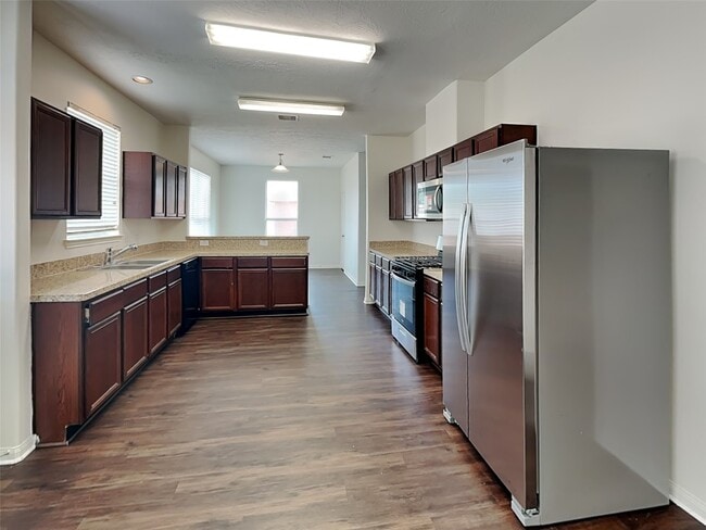 Photo - 3903 Hawthorn Glen Ct