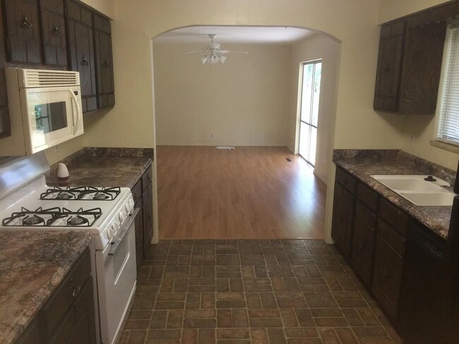 Photo - 1217 Constitution Ave