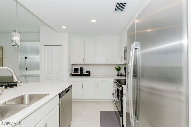 Photo - 15285 Grn Acrs Ave Unit 418
