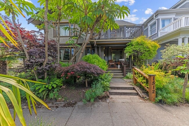 Building Photo - Charming 1-Bedroom Basement Apartment in the Heart of Tacoma – Furnished Option Available!